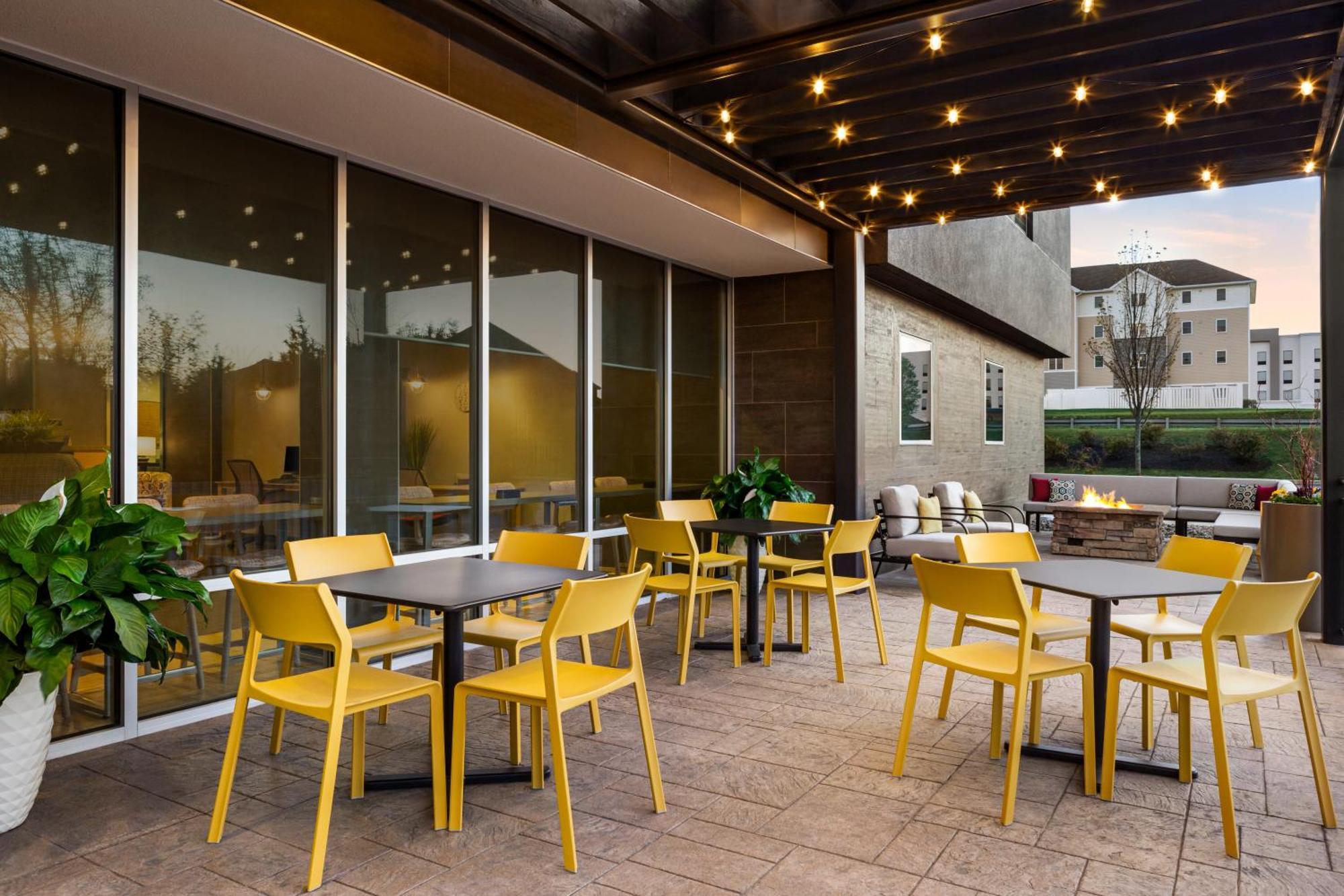 Home2 Suites By Hilton York Exterior photo